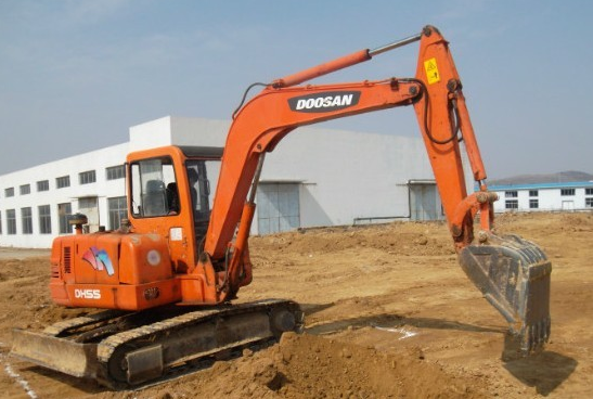 挖掘机油垢清洗操作步骤 挖掘机油垢清洗操作步骤