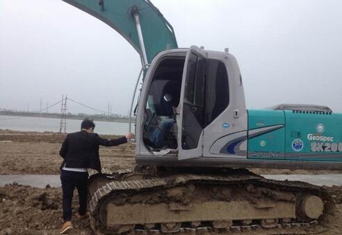 神钢 SK200-6故障代码 神钢 SK200-6故障代码